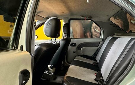 Renault Logan I, 2005 год, 189 000 рублей, 9 фотография