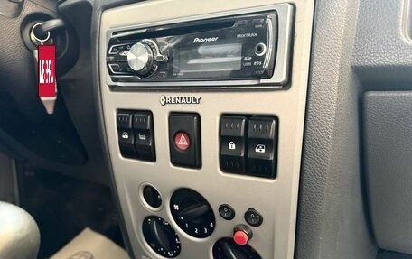 Renault Logan I, 2005 год, 189 000 рублей, 11 фотография