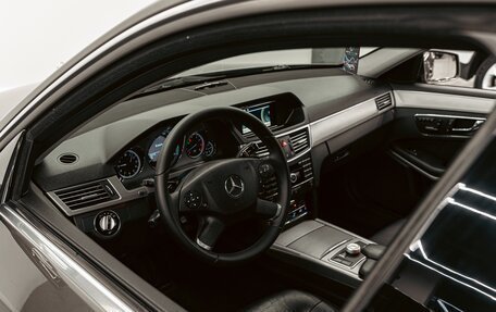 Mercedes-Benz E-Класс, 2009 год, 1 295 000 рублей, 13 фотография