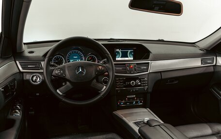 Mercedes-Benz E-Класс, 2009 год, 1 295 000 рублей, 22 фотография