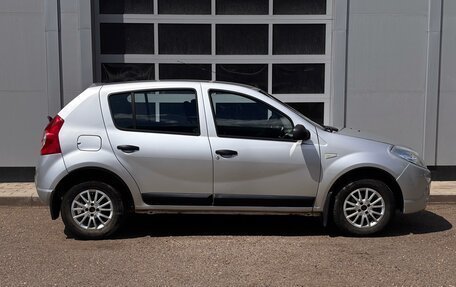 Renault Sandero I, 2013 год, 650 000 рублей, 6 фотография