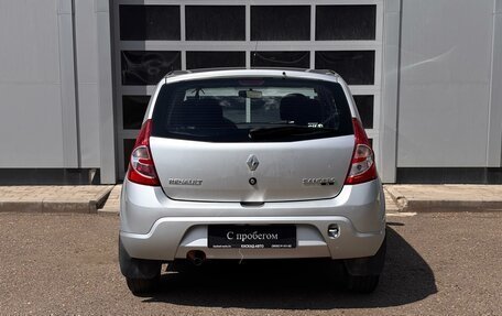 Renault Sandero I, 2013 год, 650 000 рублей, 4 фотография