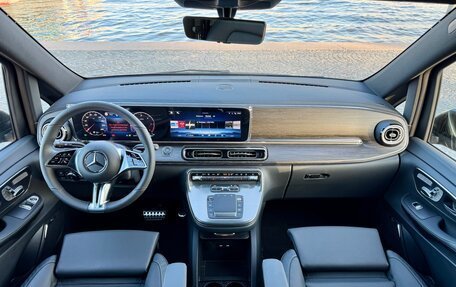 Mercedes-Benz V-Класс, 2025 год, 14 350 000 рублей, 16 фотография