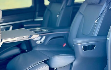 Mercedes-Benz V-Класс, 2025 год, 14 350 000 рублей, 22 фотография