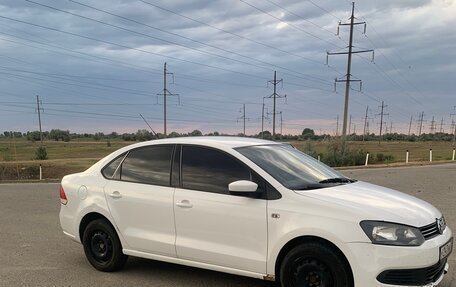 Volkswagen Polo VI (EU Market), 2011 год, 645 000 рублей, 2 фотография