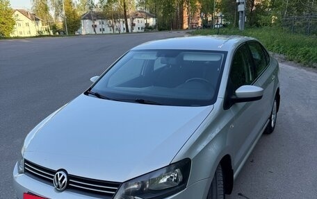 Volkswagen Polo VI (EU Market), 2013 год, 900 000 рублей, 3 фотография