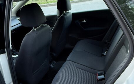 Volkswagen Polo VI (EU Market), 2013 год, 900 000 рублей, 12 фотография