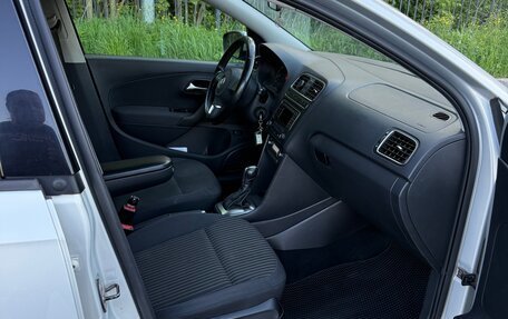 Volkswagen Polo VI (EU Market), 2013 год, 900 000 рублей, 11 фотография