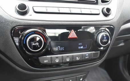 Hyundai Solaris II рестайлинг, 2019 год, 1 399 000 рублей, 18 фотография