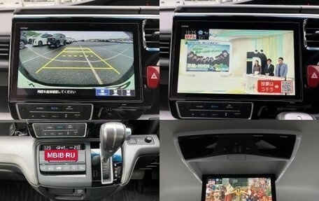 Honda Stepwgn IV, 2021 год, 1 850 000 рублей, 5 фотография