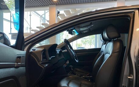 Hyundai Elantra VI рестайлинг, 2016 год, 1 340 000 рублей, 16 фотография