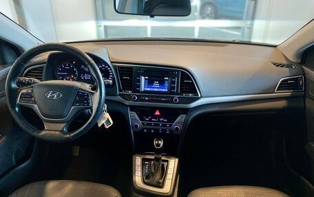Hyundai Elantra VI рестайлинг, 2016 год, 1 340 000 рублей, 9 фотография