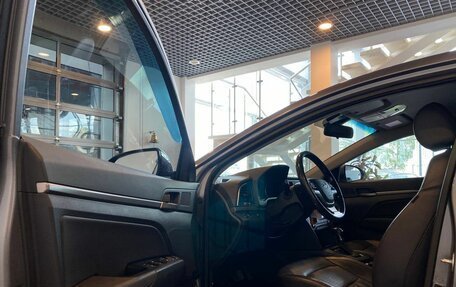 Hyundai Elantra VI рестайлинг, 2016 год, 1 340 000 рублей, 21 фотография