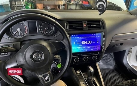 Volkswagen Jetta VI, 2014 год, 1 150 000 рублей, 2 фотография