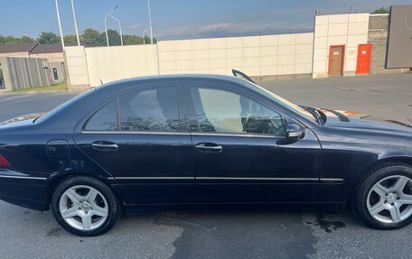 Mercedes-Benz C-Класс, 2006 год, 900 000 рублей, 3 фотография