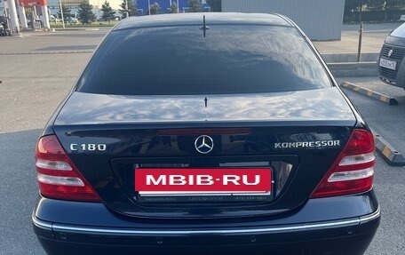 Mercedes-Benz C-Класс, 2006 год, 900 000 рублей, 2 фотография