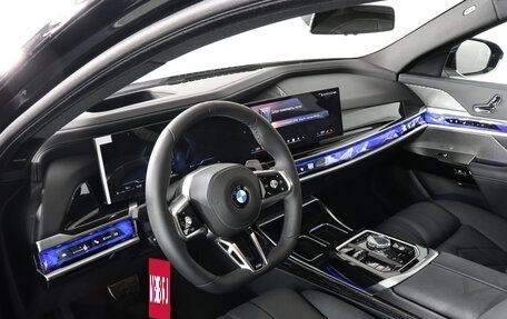 BMW 7 серия, 2024 год, 19 300 000 рублей, 18 фотография