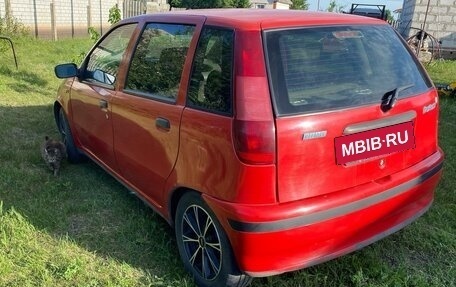 Fiat Punto III Punto Evo рестайлинг, 1998 год, 230 000 рублей, 2 фотография