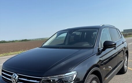 Volkswagen Tiguan II, 2021 год, 3 000 000 рублей, 2 фотография
