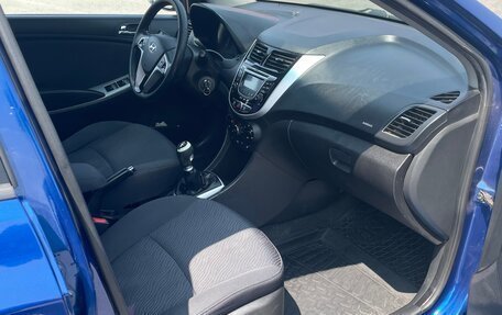 Hyundai Solaris II рестайлинг, 2011 год, 715 000 рублей, 9 фотография