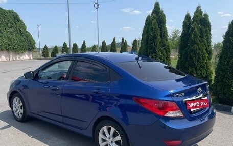 Hyundai Solaris II рестайлинг, 2011 год, 715 000 рублей, 7 фотография