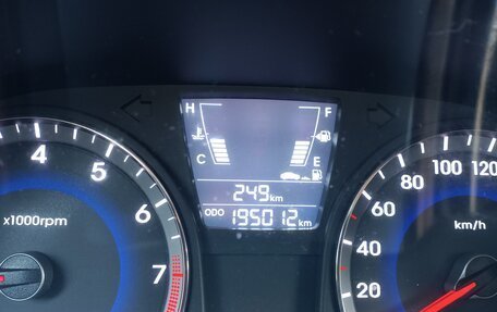 Hyundai Solaris II рестайлинг, 2011 год, 700 000 рублей, 8 фотография