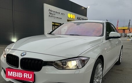 BMW 3 серия, 2014 год, 1 550 000 рублей, 14 фотография