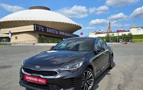 KIA Stinger I, 2018 год, 2 555 000 рублей, 2 фотография