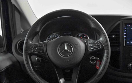 Mercedes-Benz Vito, 2018 год, 3 070 000 рублей, 10 фотография