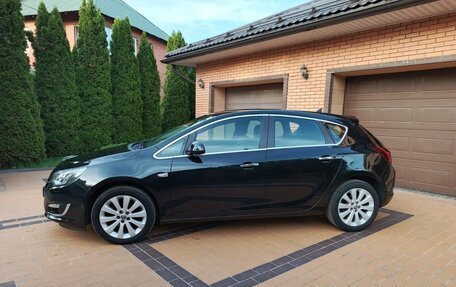 Opel Astra J, 2013 год, 1 050 000 рублей, 7 фотография