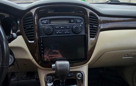 Toyota Highlander III, 2003 год, 950 000 рублей, 17 фотография
