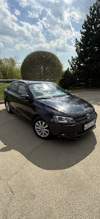Volkswagen Jetta VI, 2014 год, 1 099 999 рублей, 7 фотография