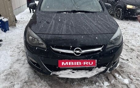 Opel Astra J, 2014 год, 620 000 рублей, 3 фотография