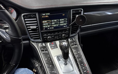 Porsche Panamera II рестайлинг, 2015 год, 3 400 000 рублей, 25 фотография