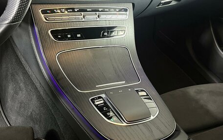 Mercedes-Benz E-Класс, 2021 год, 5 000 000 рублей, 23 фотография