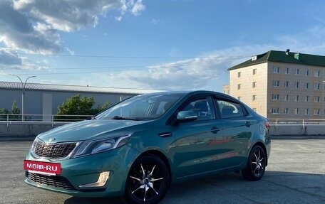 KIA Rio III рестайлинг, 2014 год, 1 050 000 рублей, 2 фотография