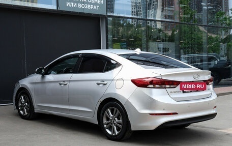 Hyundai Elantra VI рестайлинг, 2016 год, 1 035 000 рублей, 7 фотография