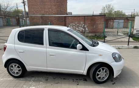 Toyota Vitz, 2000 год, 410 000 рублей, 2 фотография