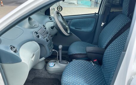 Toyota Vitz, 2000 год, 410 000 рублей, 5 фотография