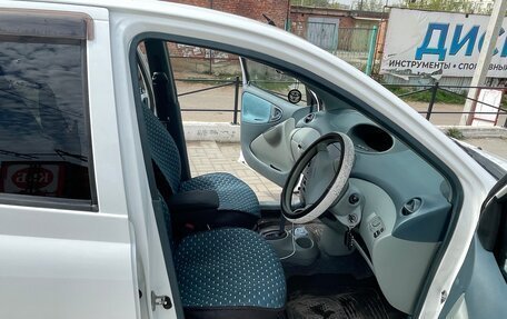 Toyota Vitz, 2000 год, 410 000 рублей, 6 фотография