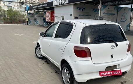 Toyota Vitz, 2000 год, 410 000 рублей, 4 фотография