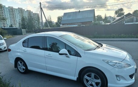 Peugeot 408 I рестайлинг, 2014 год, 600 000 рублей, 2 фотография