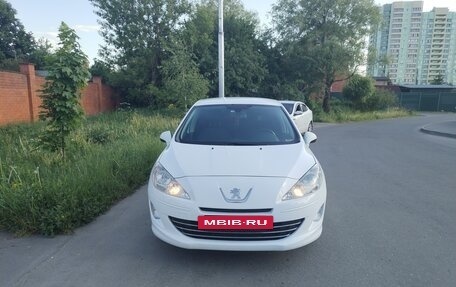Peugeot 408 I рестайлинг, 2014 год, 600 000 рублей, 3 фотография