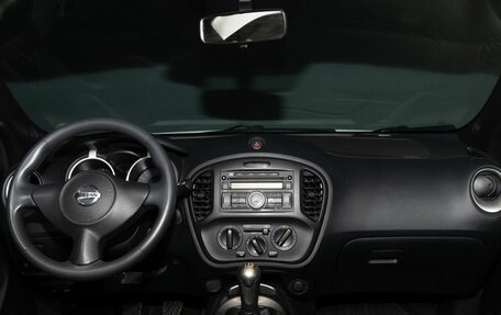 Nissan Juke II, 2011 год, 950 000 рублей, 9 фотография