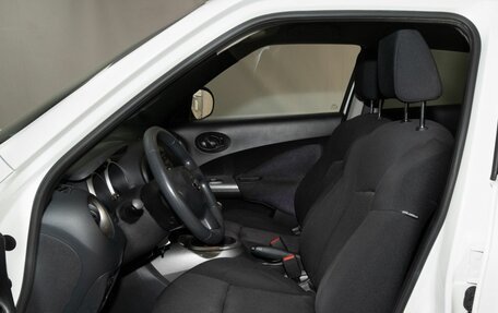 Nissan Juke II, 2011 год, 950 000 рублей, 8 фотография