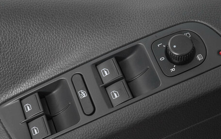 Volkswagen Tiguan I, 2015 год, 1 799 000 рублей, 25 фотография