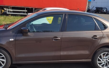 Volkswagen Polo VI (EU Market), 2015 год, 850 000 рублей, 4 фотография