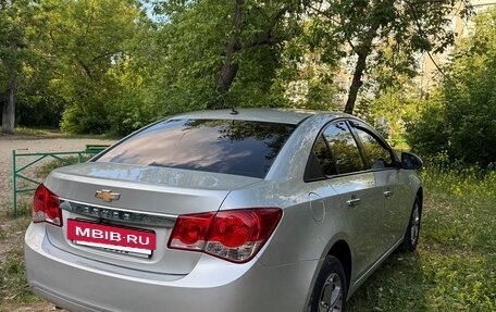 Chevrolet Cruze II, 2010 год, 630 000 рублей, 21 фотография