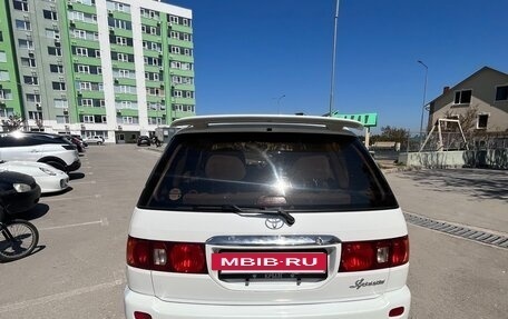 Toyota Ipsum II, 2001 год, 550 000 рублей, 2 фотография