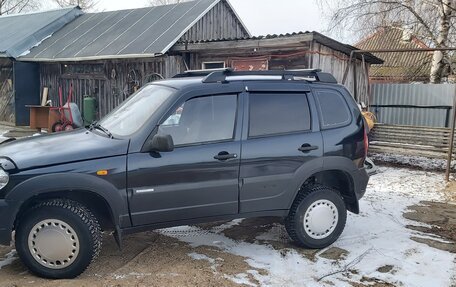 Chevrolet Niva I рестайлинг, 2009 год, 500 000 рублей, 15 фотография
